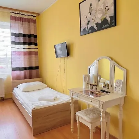 Dv Morski - Z Prywatnymi Lazienkami Hostel Gdyně