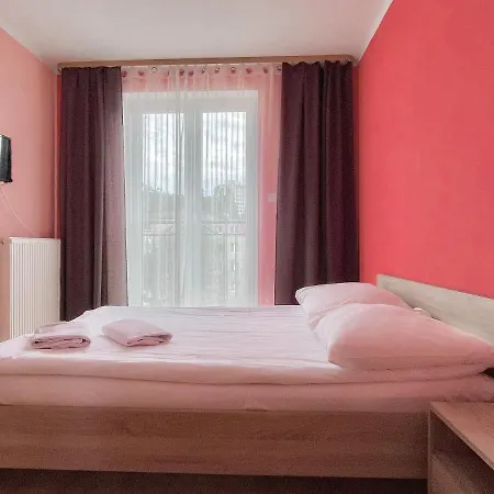Dv Morski - Z Prywatnymi Lazienkami Hostel Gdyně