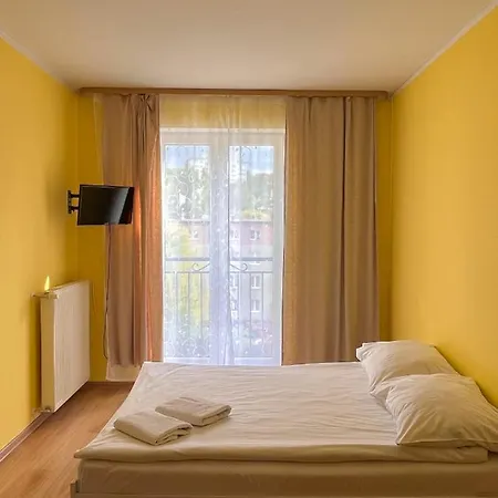 Hostel Dv Morski - Z Prywatnymi Lazienkami