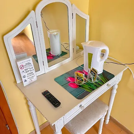 Hostel Dv Morski - Z Prywatnymi Lazienkami *