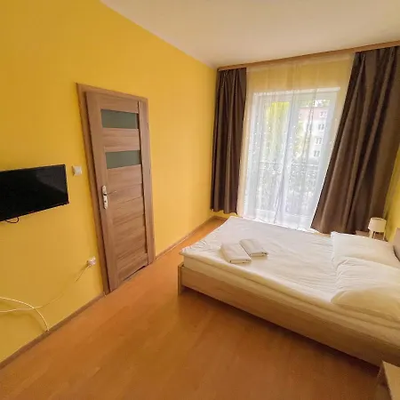 Hostel Dv Morski - Z Prywatnymi Lazienkami Γκντίνια