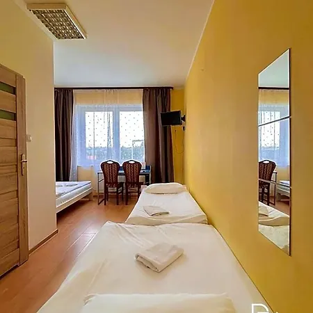 Hostel Dv Morski - Z Prywatnymi Lazienkami Γκντίνια