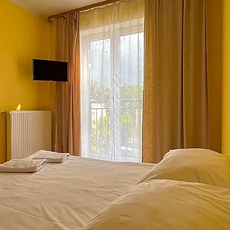 Hostel Dv Morski - Z Prywatnymi Lazienkami *