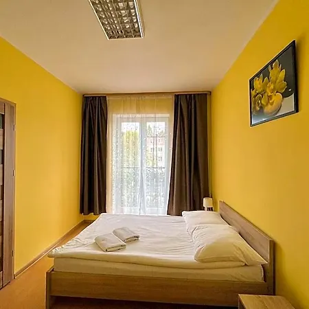 Dv Morski - Z Prywatnymi łazienkami Hostel