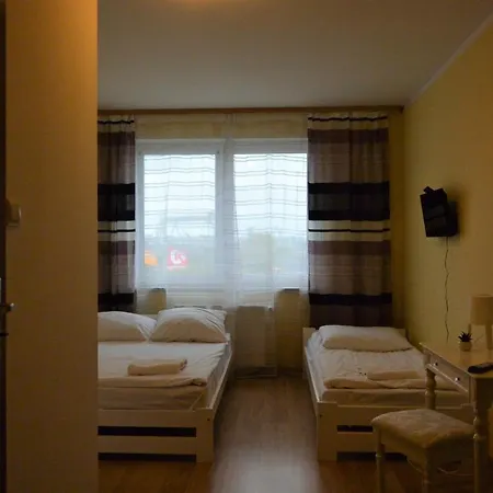 Hostel Dv Morski - Z Prywatnymi Lazienkami