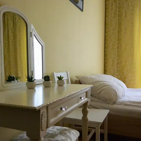 Dv Morski - Z Prywatnymi Lazienkami Hostel Γκντίνια