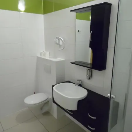 Dv Morski - Z Prywatnymi Lazienkami * Gdynia