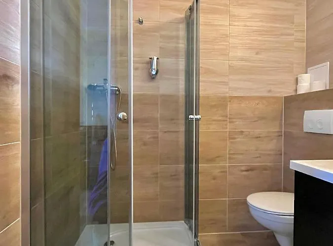 Хостел Dv Morski - Z Prywatnymi Lazienkami Гдиня