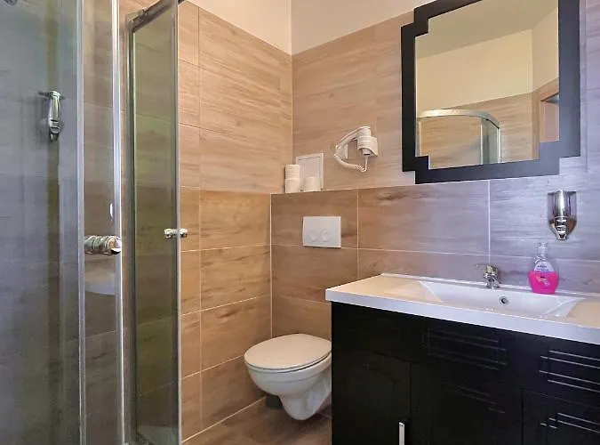 Hostel Dv Morski - Z Prywatnymi Lazienkami Gdynia