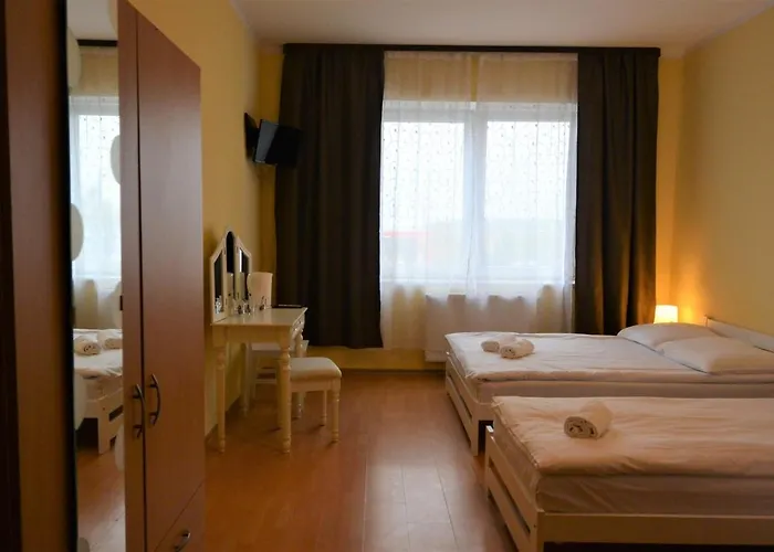 Hostel Dv Morski - Z Prywatnymi Lazienkami