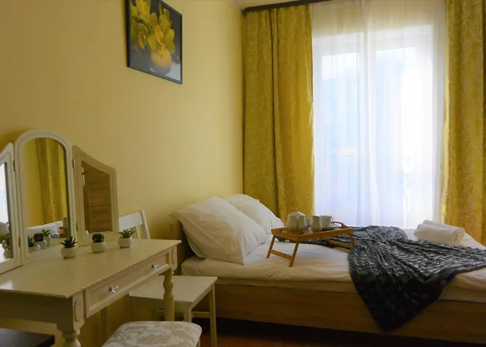 Dv Morski - Z Prywatnymi Lazienkami Хостел